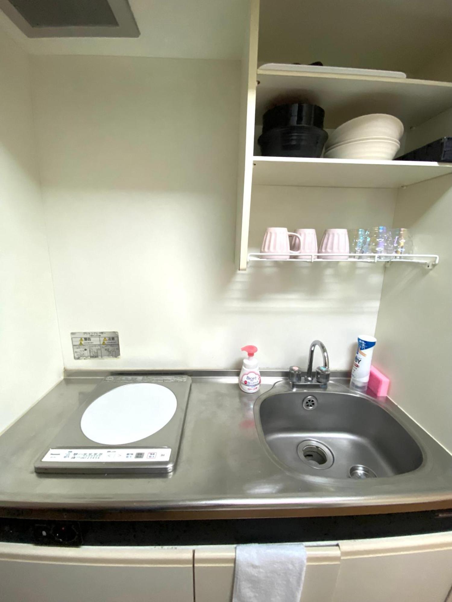 Guest House Flora Otemachi/フローラ大手町 Hiroshima Buitenkant foto