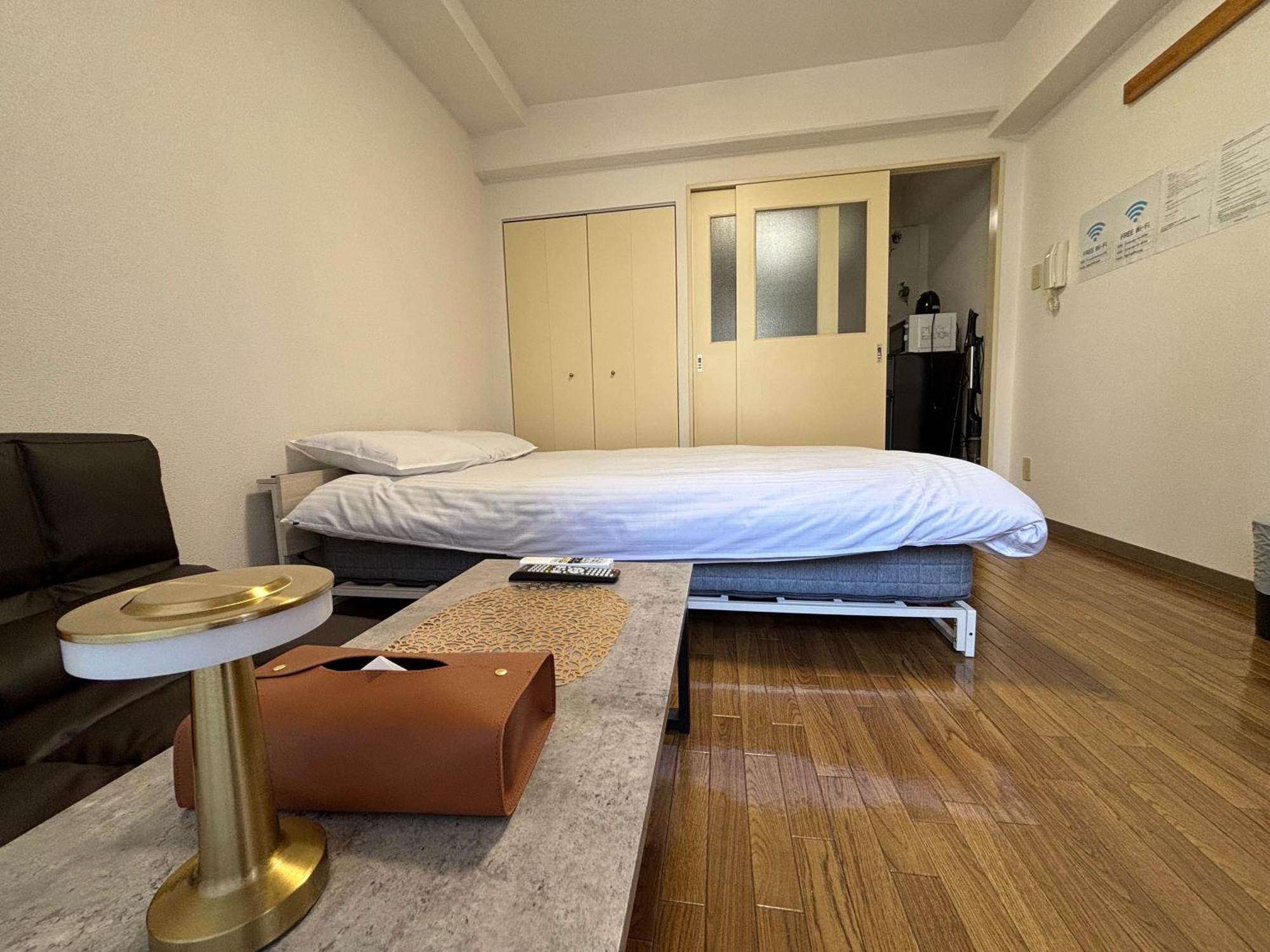 Guest House Flora Otemachi/フローラ大手町 Hiroshima Buitenkant foto